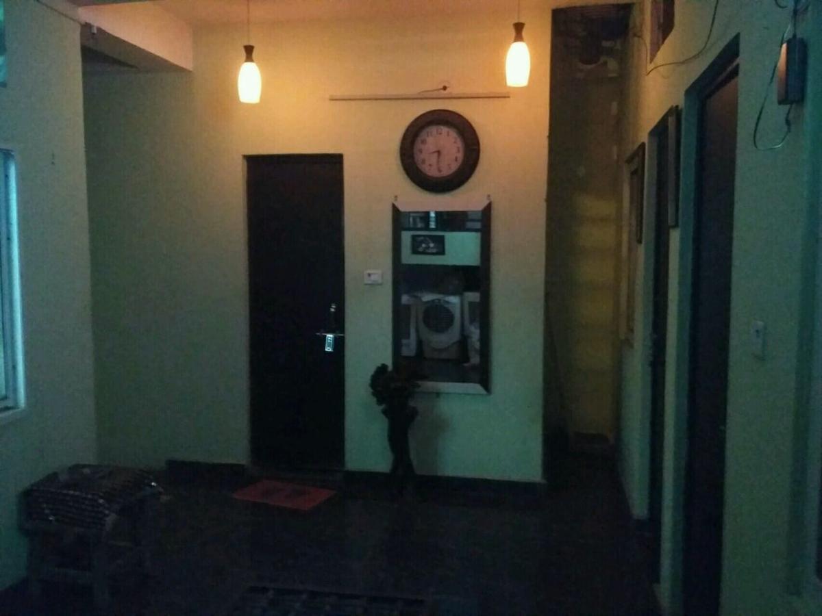 Metro House Nova Deli Exterior foto